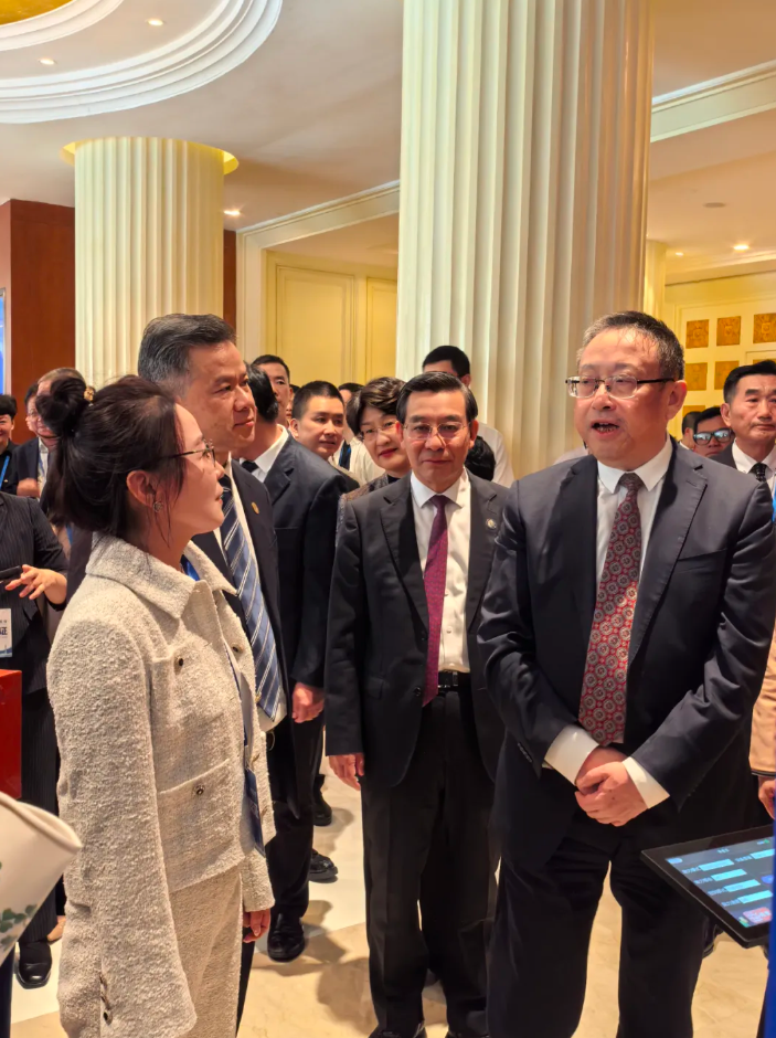 1765516701362972.png image.png